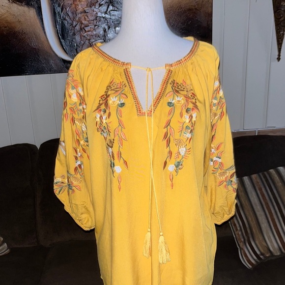Solitare • Small • Boho • Yellow/Brown • Floral • Bird • Embroidery • Blouse - Picture 2 of 10